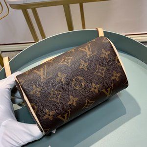 zara speedy bolsa